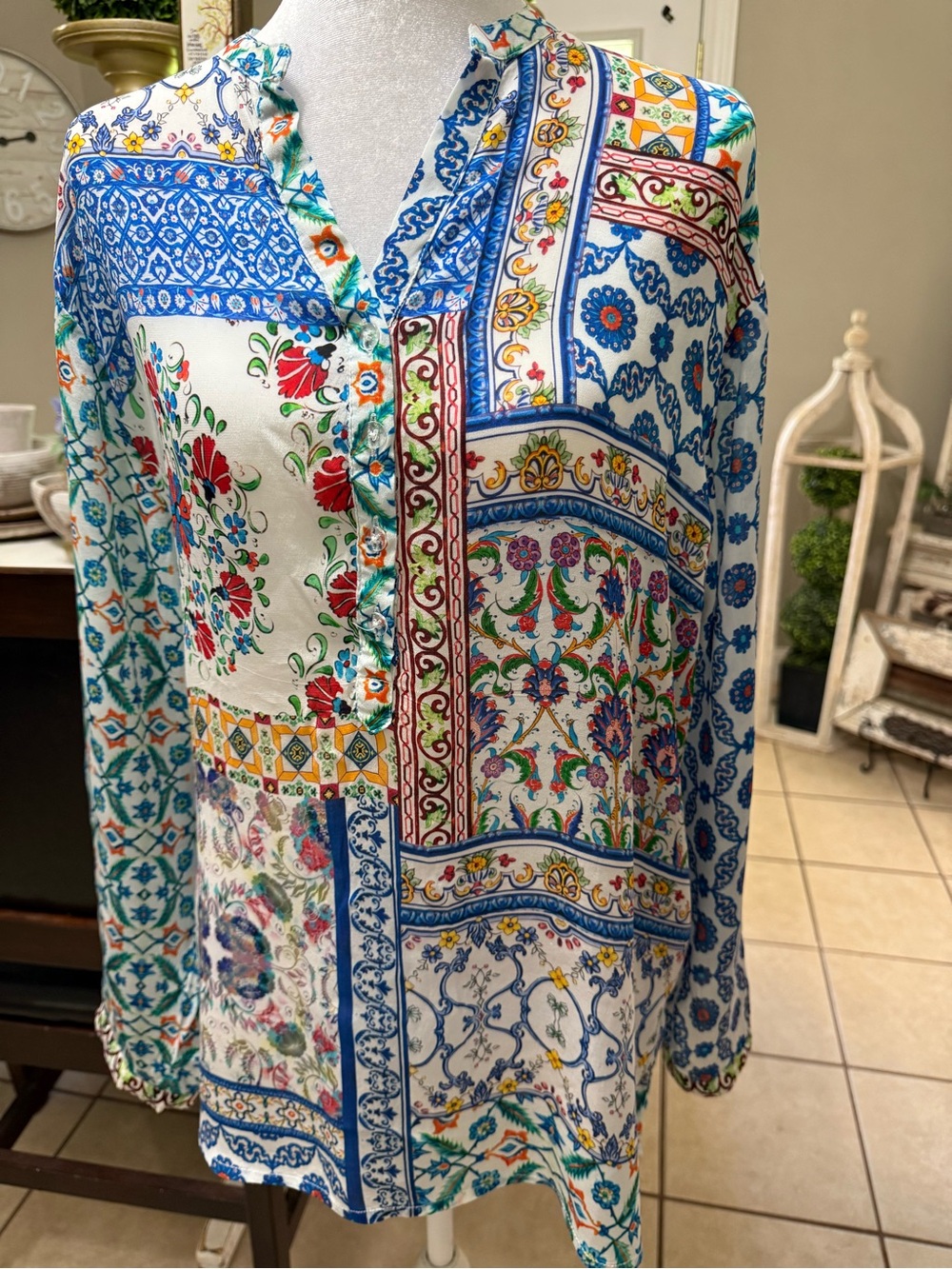 Bohemian Floral Patchwork Button-Up Blouse - Blue - Picture 2 of 7